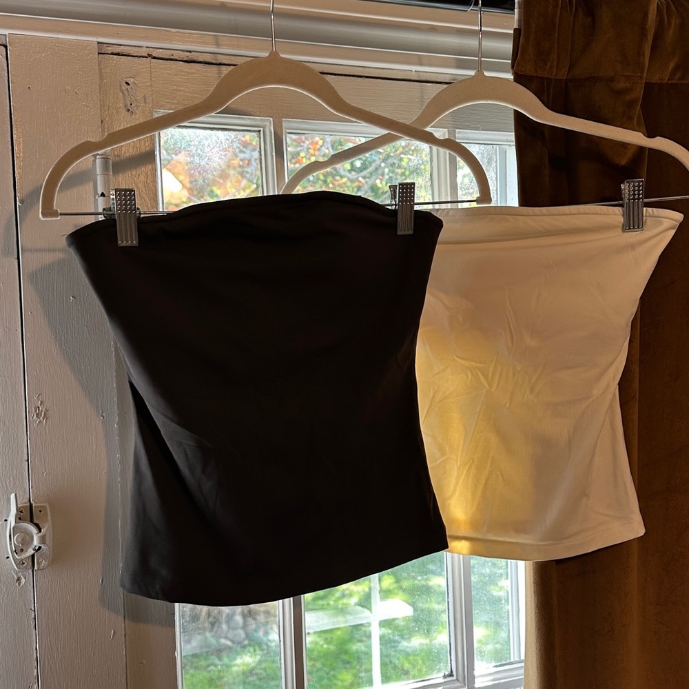 Adanola Cream & Dark Grey Athletic Tube Tops